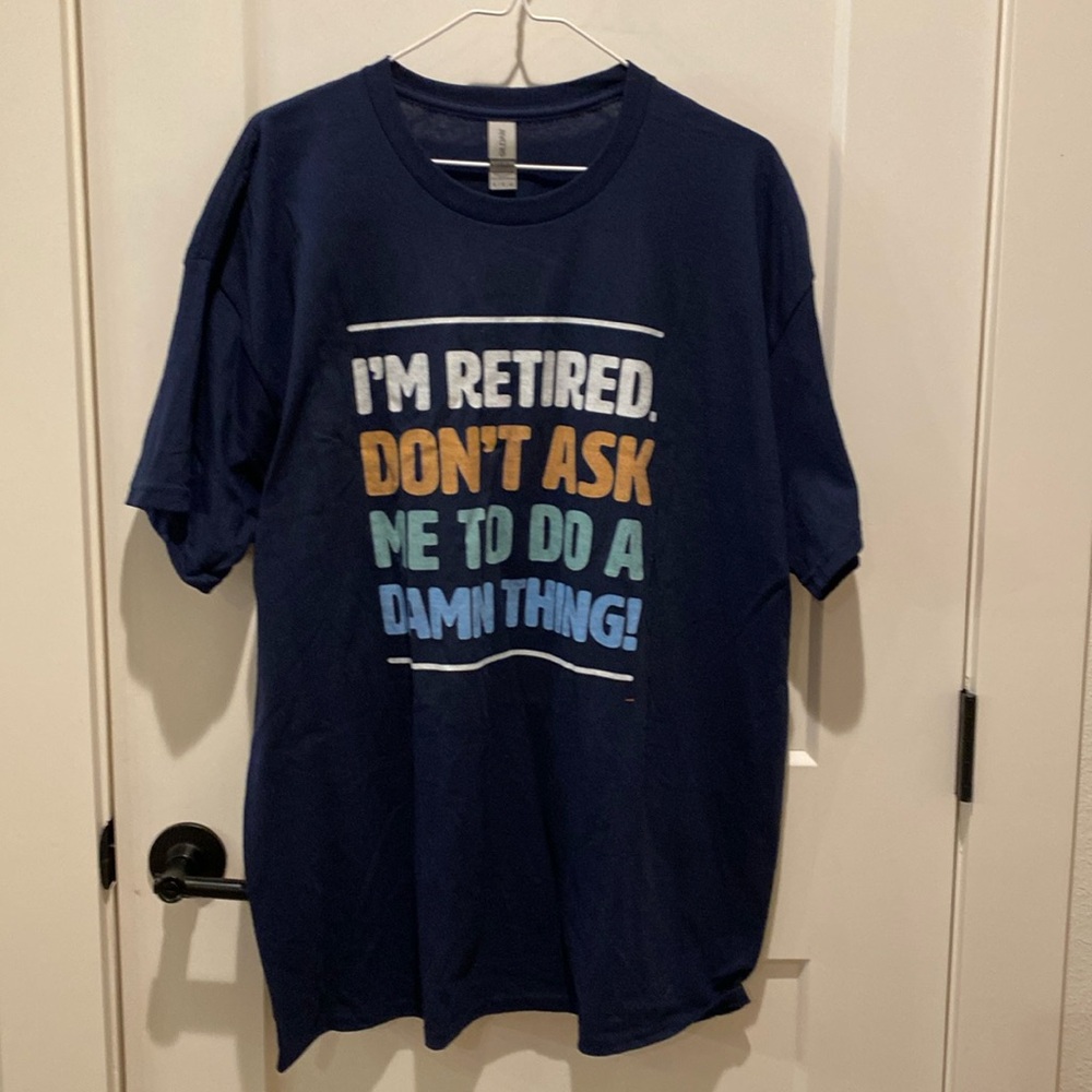 Gildan Men’s Short Sleeve Tee.  Saying on front.‎  X-Large.